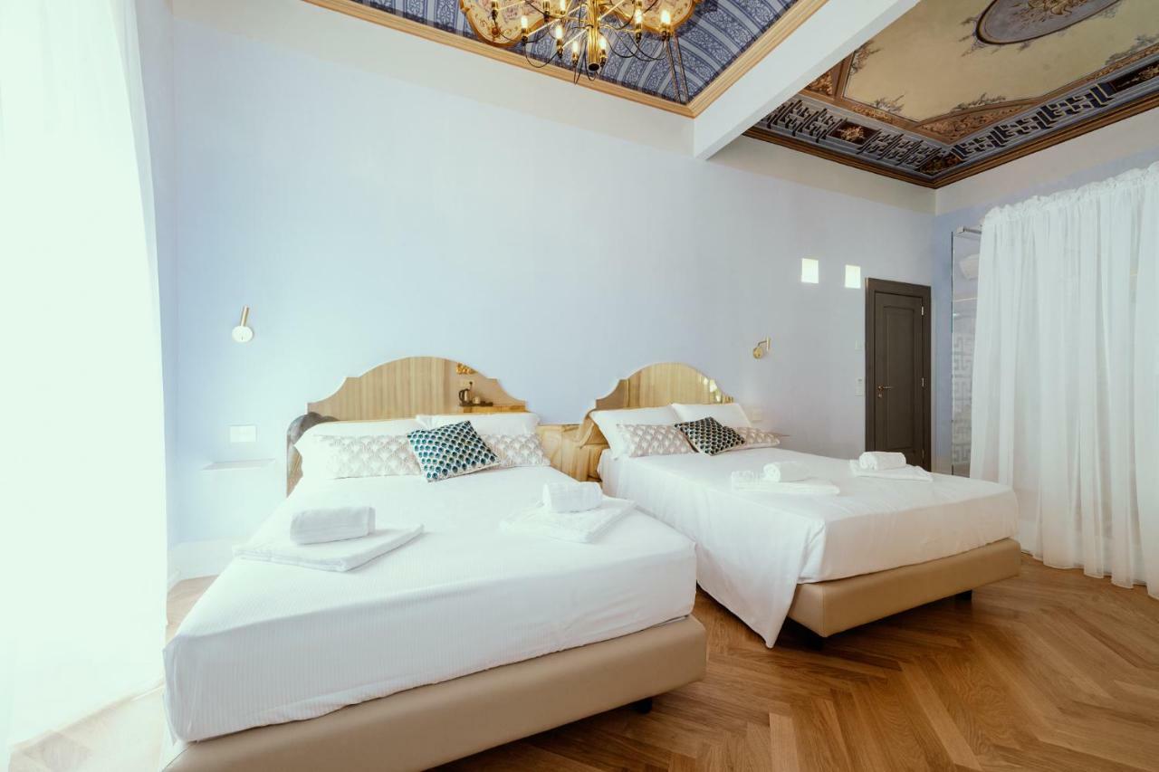 Palazzo Dei Grifoni - Luxury Suites - San Benedetto del Tronto Ngoại thất bức ảnh
