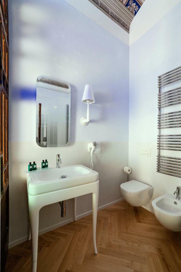 Palazzo Dei Grifoni - Luxury Suites - San Benedetto del Tronto Ngoại thất bức ảnh